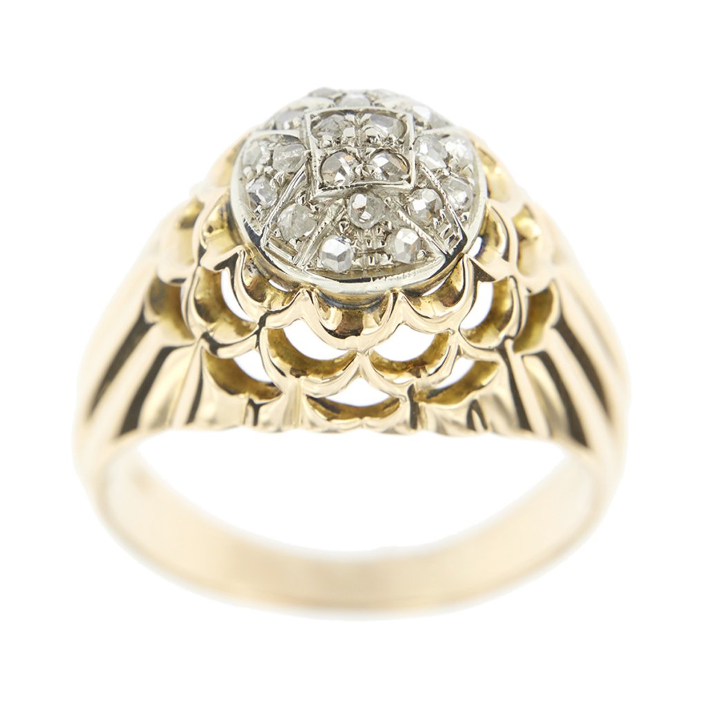 Ring with rosette diamonds