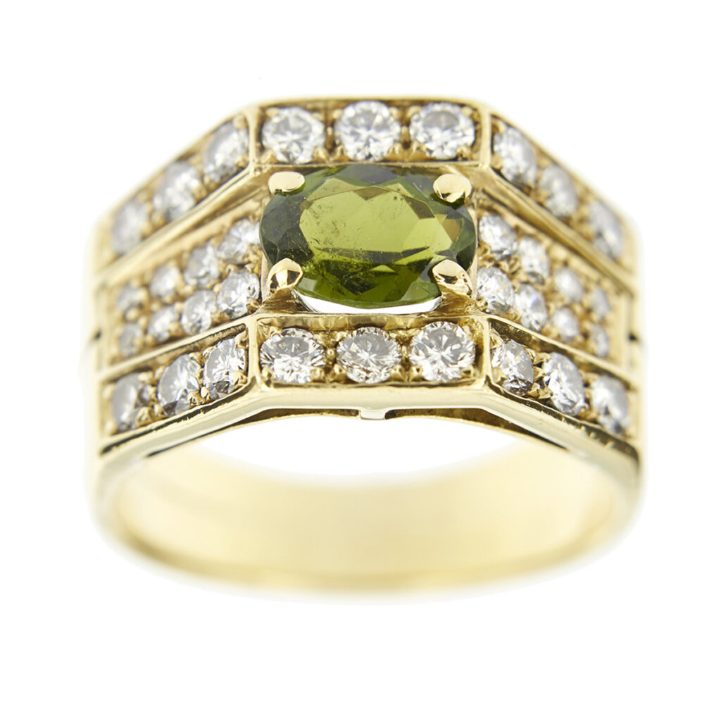 Ring with tourmaline and diamonds