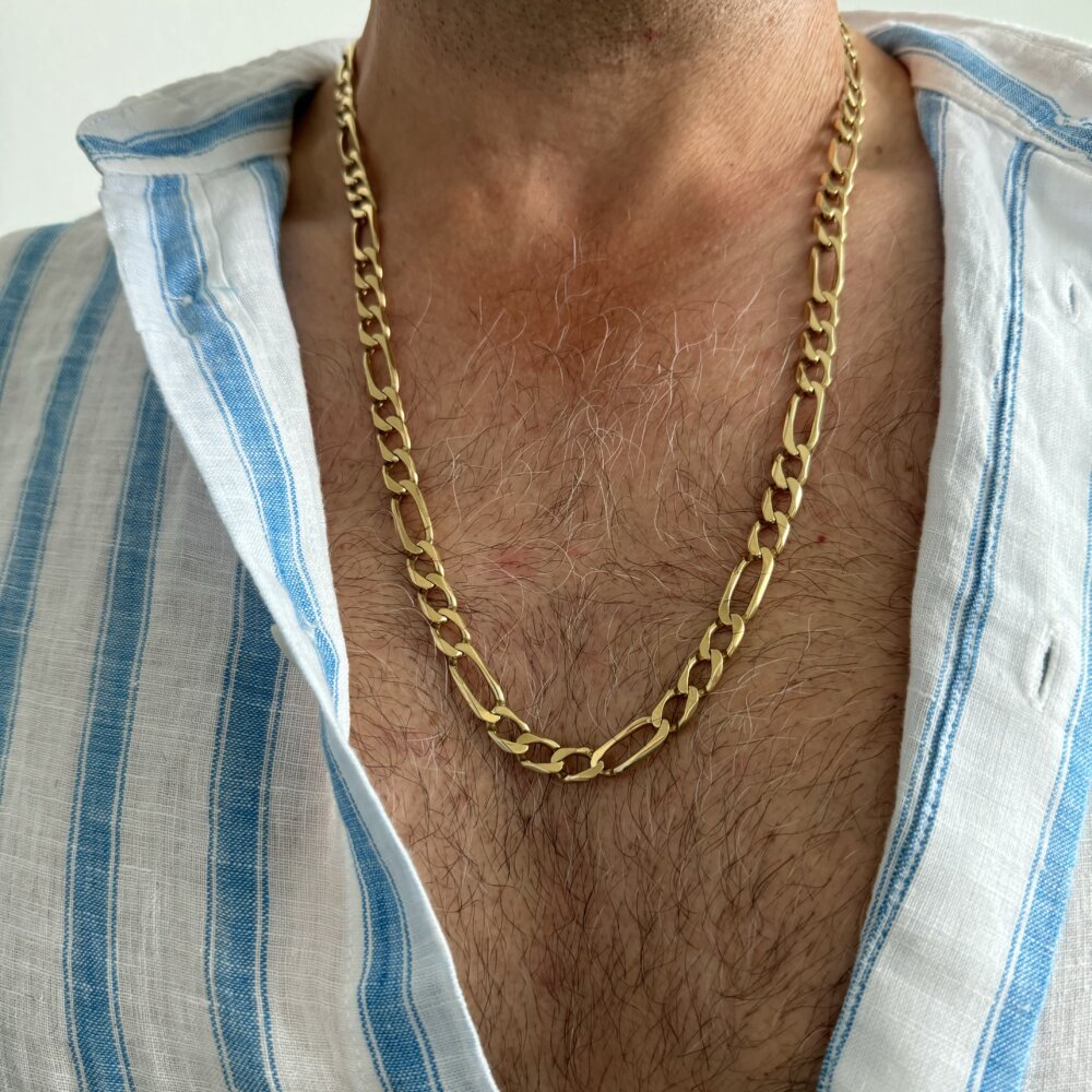 Foto gioiello indossata: collana maglia figaro in oro giallo da uomo
