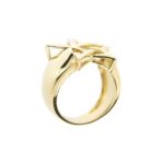 anello a stella in oro giallo 2