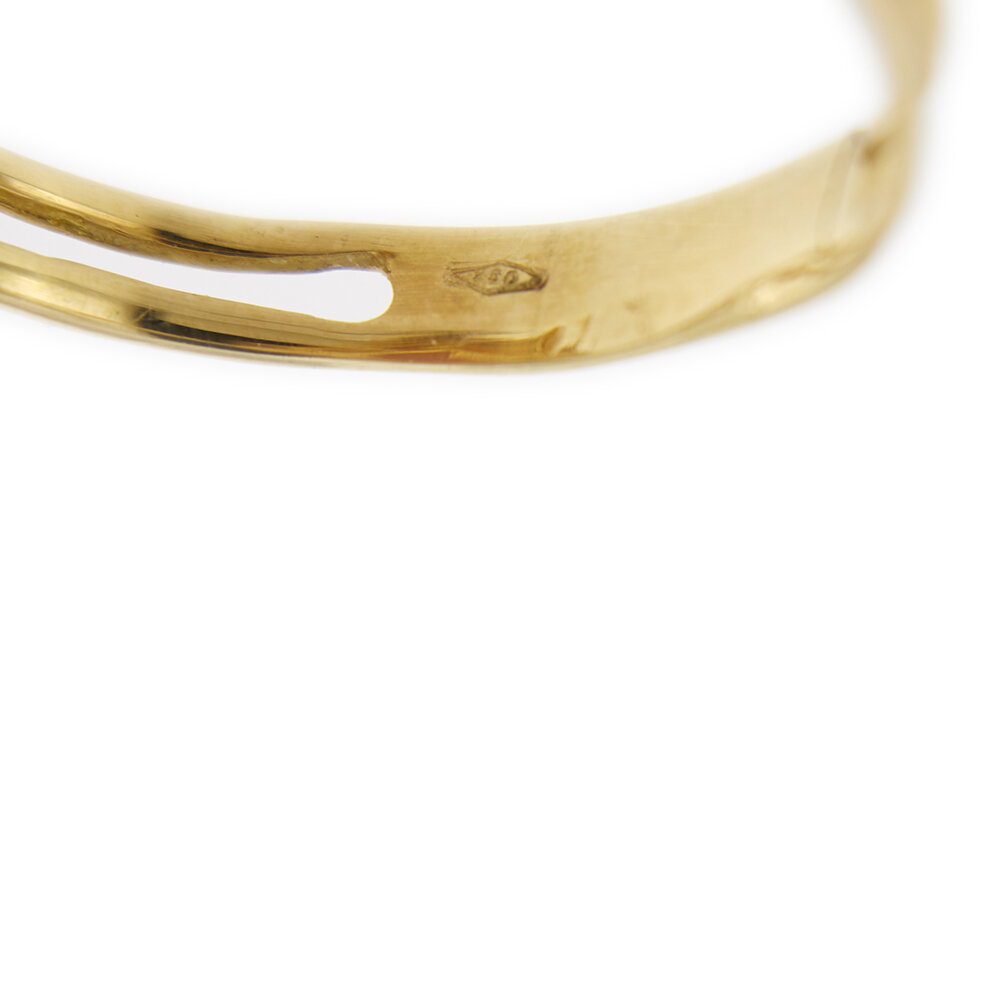 anello oro giallo con cammeo raffigurante un volto di donna