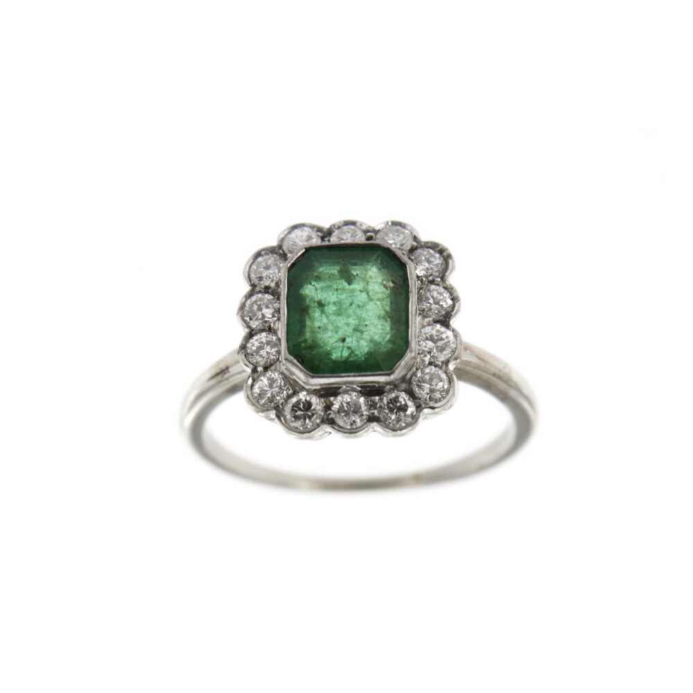 anello-oro-diamanti-smeraldo 3