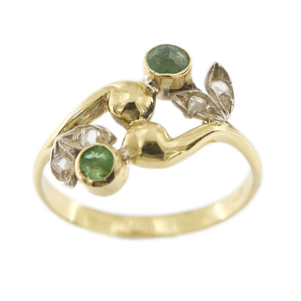 29565-anello-oro-smeraldo-diamanti-foglia 1b
