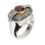 anello due ori con diamanti e rubino lato