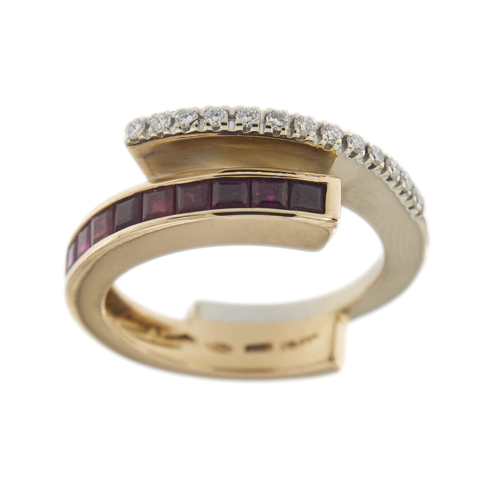 24158-anello-oro-due-ori-rubino-diamanti-alfieri & St. John 4