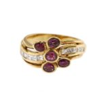 anello oro giallo con rubini e diamanti