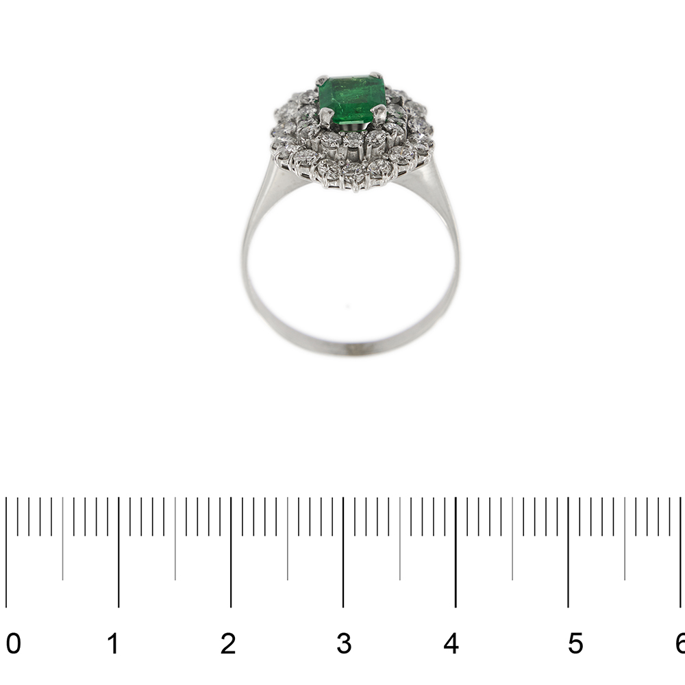 33237-anello-oro-diamanti-smeraldo 40
