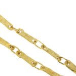zoom dettaglio maglia oro giallo di collana oro grezzo Sforza