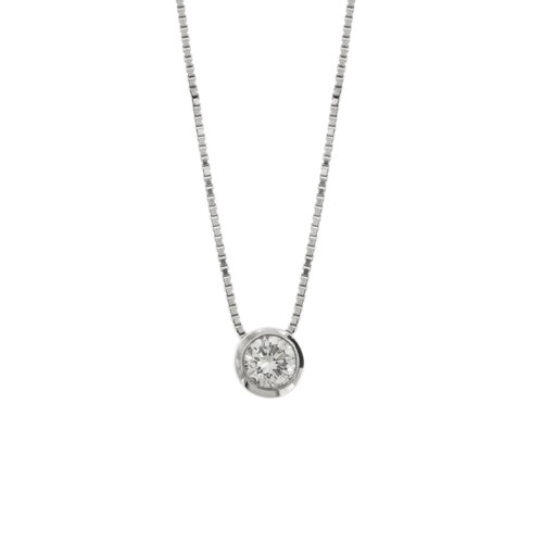 Collana maglia veneta in oro bianco 18 kt con punto luce con diamante 0.50 ct - colore GH - purezza VVS; dietro un cuore.