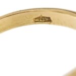 anello solitario contrarie con diamante in oro giallo punzone 750 oro