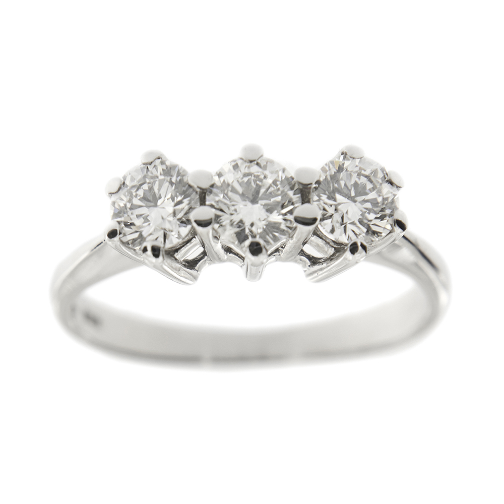 Trilogy ring with 0.99 ct diamonds