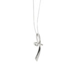Collana maglia veneta in oro bianco con ciondolo a forma di croce con diamanti zoom profilo