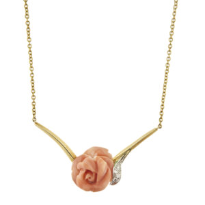 Collana maglia rolo oro giallo con rosa di corallo e diamanti