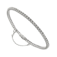 Bracciale tennis in oro bianco 18kt con 73 diamanti taglio brillante da 0.03 ct cad. totale 2.19 ct - colore GH e purezza VS; chiusura a cassetto con doppia sicura e ulteriori chiusura con maglia rolò e moschettone.