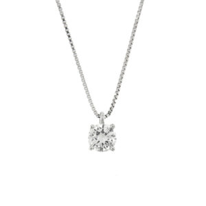 Collana maglia veneta in oro bianco 18kt con ciondolo punto luce a griffe con diamante, taglio brillante da 0.40 ct - colore FG e purezza VVS. Brand: Damiani