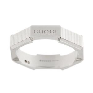 Anello fede originale in oro bianco 18kt a forma ottagonale rigata. Brand: Gucci, collezione Link To Love.