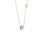 Collana maglia doppia rolò in oro bianco 18kt con 7 perle d’acqua dolce ovali, bianche, avorio e rosa.