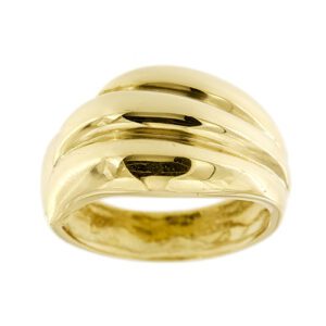 Anello a fascia in oro giallo 18kt con tre onde bombate.