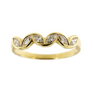 Anello riviere in oro giallo 18kt con 6 diamanti taglio marquise da 0.07 ct cad., totale 0.42 ct - colore FG e purezza VS.