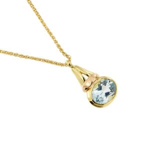 zoom dettaglio topazio su collana oro giallo