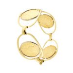 bracciale oro giallo con sterline lato prospettiva