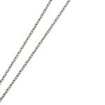 dettaglio maglia rolò su collana punto luce oro bianco con diamante