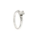 anello solitario lato 1 con diamante