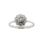 frontale di anello oro bianco a fiore con diamanti