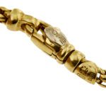 zoom dettaglio gancio di collana oro Fope