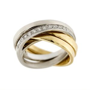Anelli quattro fedi incrociate: due in oro giallo e due in oro bianco 18kt con 15 diamanti taglio brillante da 0,02 ct cad. totale 0,30 ct - colore FG e purezza VS. Brand: Alfieri & St. John, collezione Mes d'Amor.