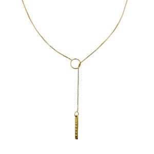 Collana maglia veneta in oro giallo 18kt, chiusura sul davanti con cerchio e piastrina rettangolare. Brand: Gucci. Collezione: Link to love.