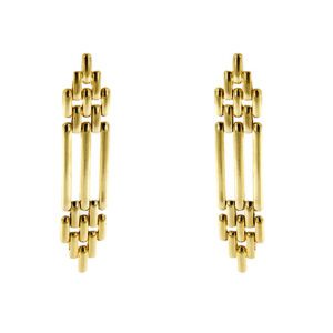 Orecchini pendenti maglia panthere in oro giallo 18kt; chiusura con perno e farfallina.