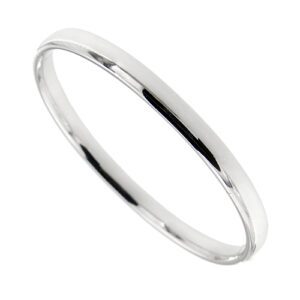 Bracciale rigido ovale in oro bianco 18kt, chiusura a scomparsa.