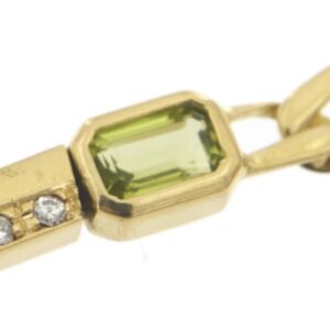 Foto rappresentativa glossario: Olivina (pietra preziosa)