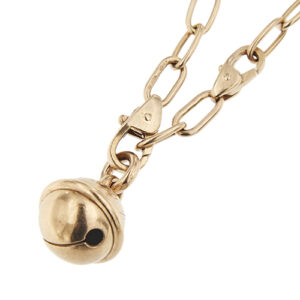 zoom dettaglio campanella su bracciale Dodo