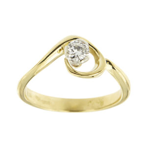 Anello solitario in oro giallo 18kt con diamante taglio brillante da 0,24 ct - colore GH e purezza VS. Brand: Damiani.