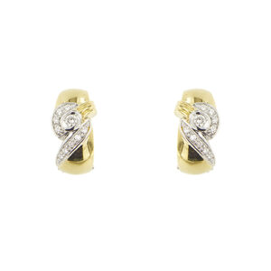 Orecchini a lobo bombati in oro giallo e oro bianco 18kt con 20 diamanti taglio brillante: 2 da 0.85 ct e 20 da 0.01 ct cad., totale 0.35 ct - colore FG e purezza VVS. Brand: Damiani.