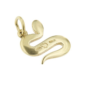 zoom retro ciondolo Dodo serpente con incisione brand logo e punzoni oro