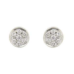 Orecchini punti luce in oro bianco 18kt con 14 diamanti taglio brillante: 2 da 0.04 ct cad e 12 da 0.02 ct cad, totale 0.32 ct, colore FG - purezza VS; chiusura con perno e farfallina.